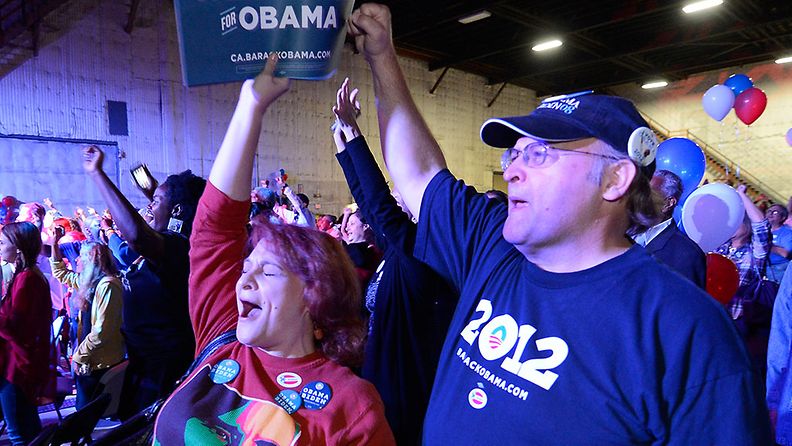Obaman kannattajia Culver Cityssä, Californiassa