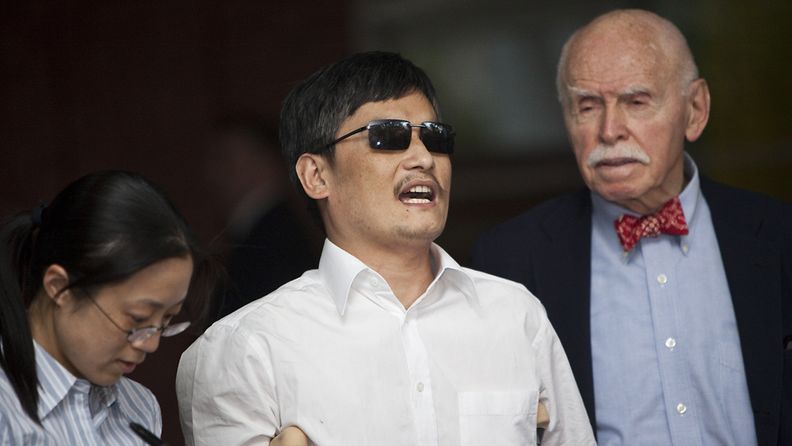 Chen Guangcheng puhui New Yorkissa saavuttuaan Yhdysvaltoihin.