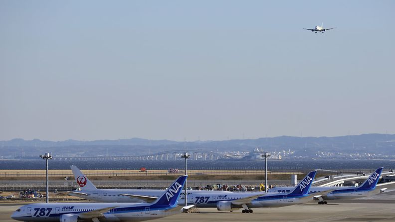 Boeing Dreamliner 787 -koneet pääsevät koelennoille.