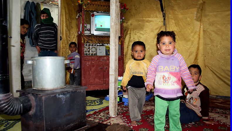 Syyrialaisia pakolaislapsia pakolaisleirillä Libanonissa tammikuussa 2013.