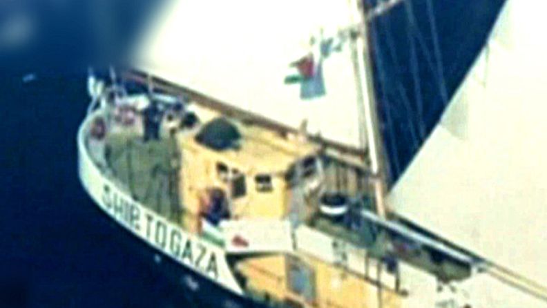 Israelin toimittama kuva avustuslaiva Estellestä matkalla Gazaan. Tiedossa ei ole, onko kuva helikopterista tai miehittämättömästä lentokoneesta. 