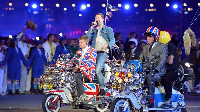 Ricky Wilson yhtyeestä Kaiser Chiefs Lontoon päätösjuhlassa. 