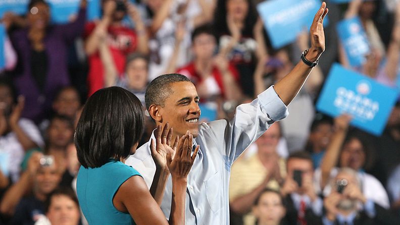 Presidentti Barack Obama ja Michelle Obama vaalikampanjoimassa Ohiossa. 