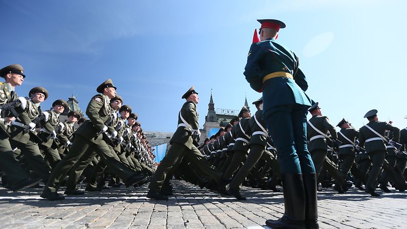 sotilasparaati Moskovan Punaisella torilla