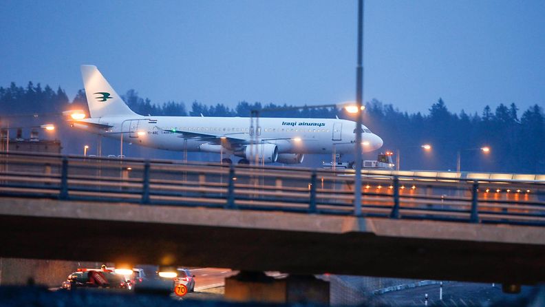 Tukholmassa Arlandan lentokentälle tehtiin pommiuhkaus 26.2.2014.