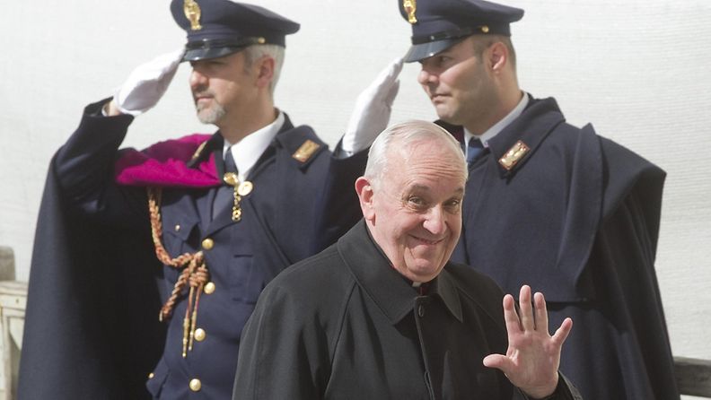Kuvassa kardinaali Jorge Mario Bergoglio vielä ennen nimitystään paaviksi 11. maaliskuuta 2013.