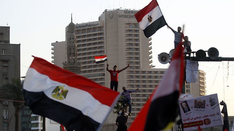 Mielenosoittajia Egyptin Tahrir-aukiolla.