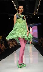 Jakarta Fashion Week 2014: Lenni Agustin