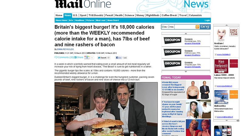 Daily Mailin uutinen jättihampurilaisesta. 
