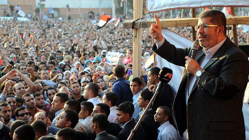 Tunnelmat Egyptissä kiristyivät, kun presidentti Mohamed Mursi ilmoitti muutama päivä sitten lisäävänsä valtaoikeuksiaan. 