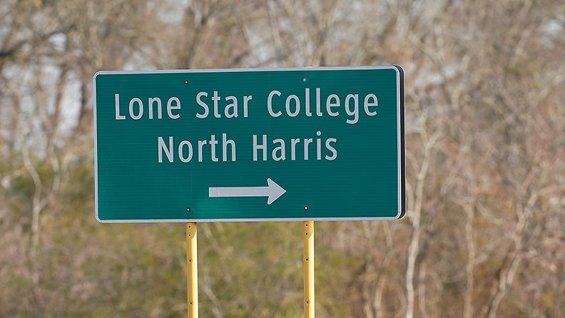 Kyltti Lone Star Collegeen Teksasissa Yhdysvalloissa.