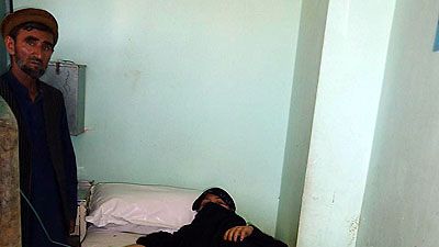 Kymmeniä koulutyttöjä on sairastunut kaasuiskuissa Pohjois-Afganistanissa. Paikalliset viranomaiset syyttävät hyökkäyksestä Taleban-liikettä, joka on kieltänyt tyttöjen koulunkäynnin. (Kuva: EPA)