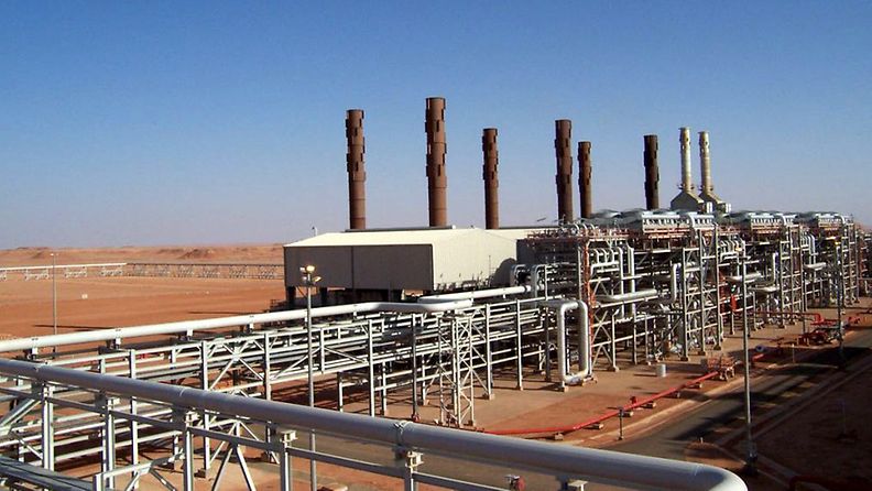 Islamistit valtasivat kaasuntuotantolaitoksen Algeriassa ja ottivat panttivangeiksi yli 40 ulkomaalaista työntekijää 16.1.2013.