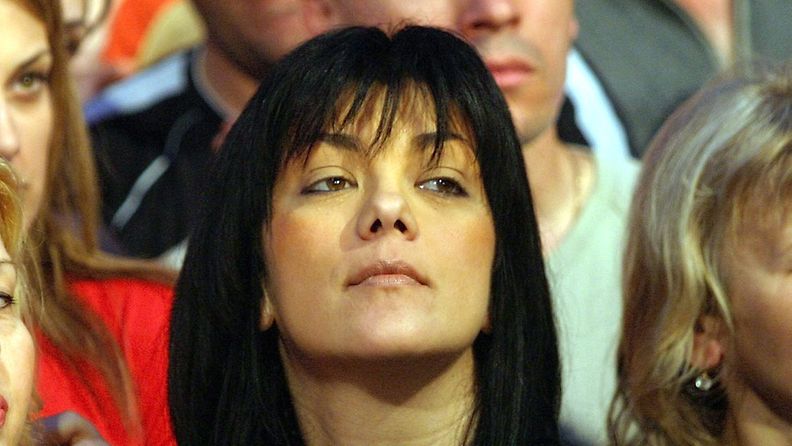 Jadranka Seselj haastaa istuvan presidentin Boris Tadicin ensi kuun presidentivaalissa. 