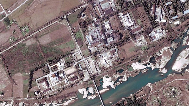 Ilmakuva, jossa näkyy Yongbyonin ydinreaktori Pohjois-Koreassa.