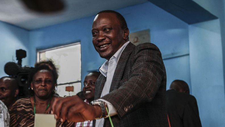 Uhuru Kenyatta on nousemassa Kenian presidentiksi. (Kuva: EPA)