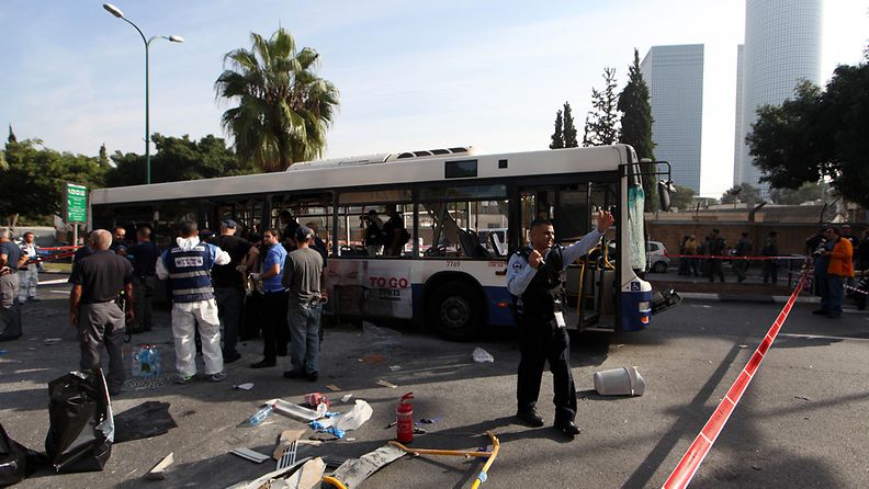 Tel Avivissa räjähti tänään pommi linja-autossa. 