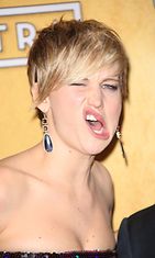 Jennifer Lawrence ei ota itseään liian vakavasti.