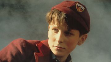 Christian Bale aloitti uransa nuorena. Kuva vuodelta 1987.