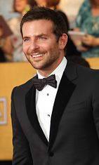 Bradley Cooper näytti upealta SAG-palkintogaalassa.