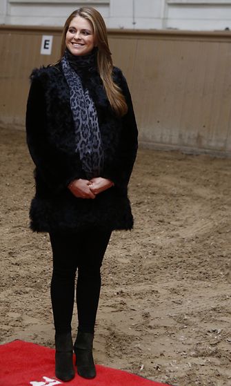 Prinsessa Madeleine Tukholman ratsastustapahtumassa 19.12.2013.