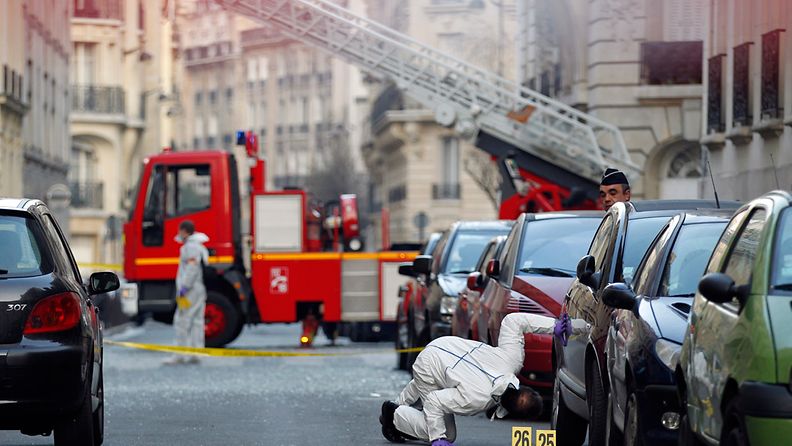 Pariisissa pommiräjähdys Indonesian suurlähetystön edustalla.