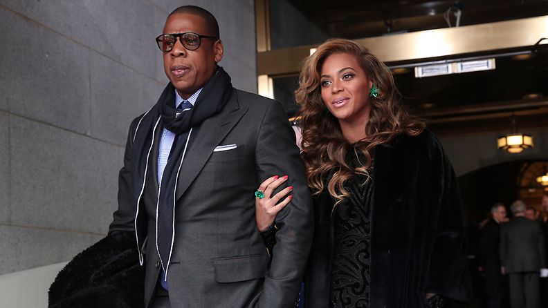 Artistit Jay-Z ja Beyonce saapuvat Obaman virkaanastujaisiin 21.1.2013.