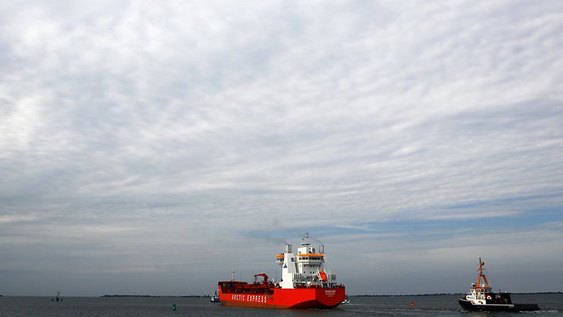 Norilsk Nickin öljytankkeri Saksan Wismarin edustalla. Kyseinen alus ei liity tapaukseen.