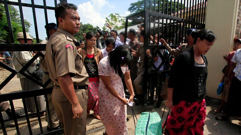 Myanmarin vankiloista on tänään vapautettu yli 2000 naisvankia.