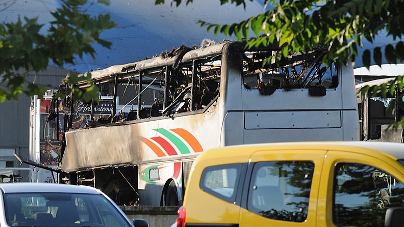Israelilaisturistien bussi räjähti Bulgariassa Burgasin lentokentällä 18.7.2012.