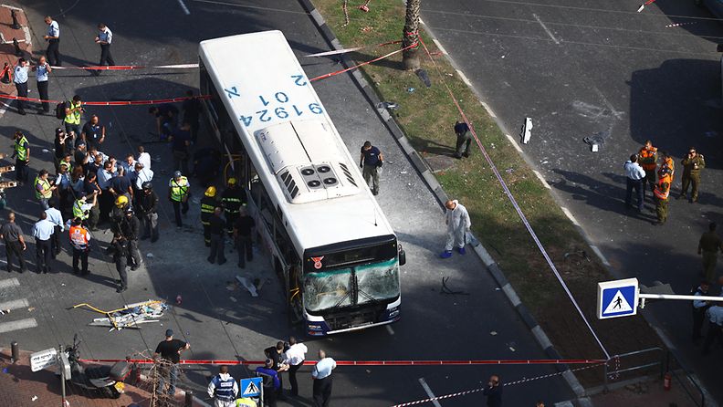 Bussiräjähdys sattui Tel Avivin keskustassa.