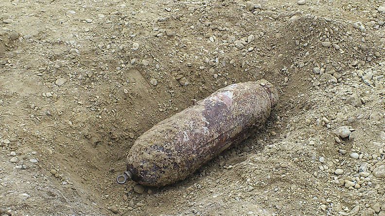 Myös Reinistä löydettiin eilen sodanaikainen, 250 kiloa painanut pommi.
