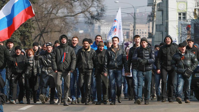 Donetsk ukraina venäjä venäjä-mieliset mielenosoitus 9.3.2014