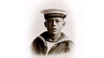 Claude Choules värväytyi Britannian laivastoon 15 vuotiaana. 