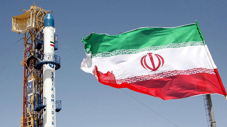 Iran laukaisi maata kiertävälle radalle Safir Omid -raketin vuonna 2008.
