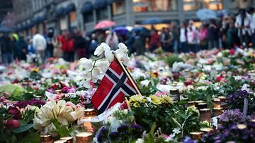 Norjalaiset ovat surreet Oslon pommi-iskua ja Utöyan joukkosurmaa.