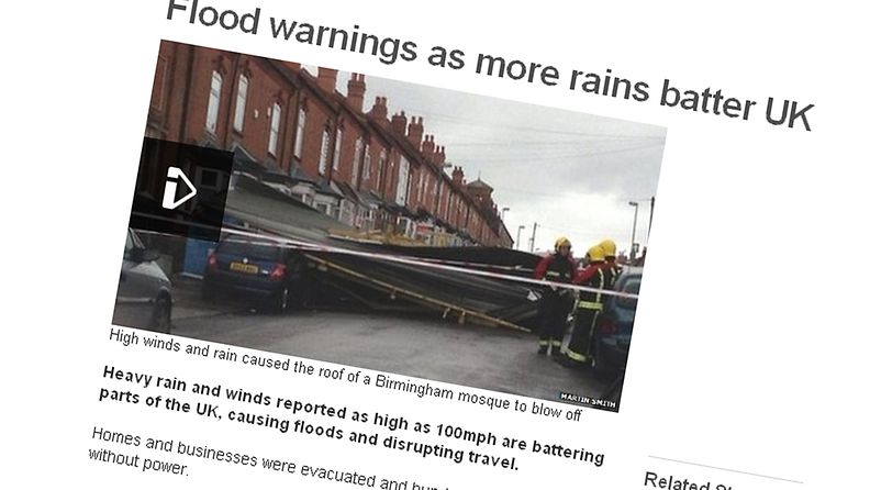 Birminghamissa myrskytuuli paiskasi moskeijan katon tielle. Kuvakaappaus BBC:n sivuilta.