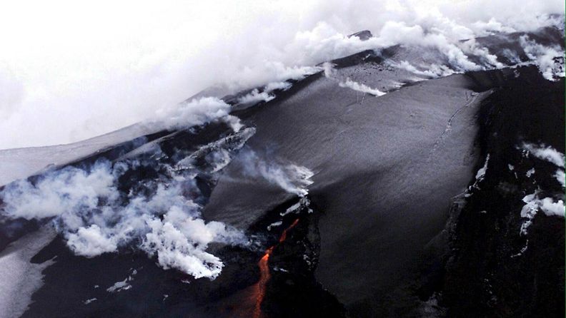 Kuvassa Hekla-tulivuoren purkaus vuonna 2000.