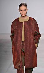 Amaya Arzuaga Womenswear, Fall Winter 2014, Paris Fashion Week