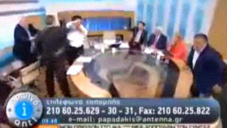 kuvakaappaus kreikkalaisen tv-kanavan kuvasta