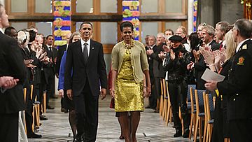 Yhdysvaltain presidentti Barack Obama on saanut Oslossa Nobelin rauhanpalkinnon 10.12.2009. (Kuva: EPA) 