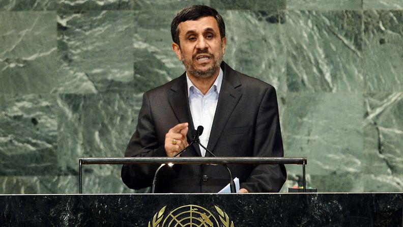 Iranin presidentti Mahmud Ahmadinejad pitämässä puhetta YK:n päämajassa syyskuussa 2012.