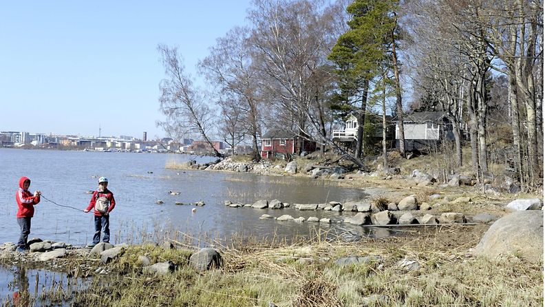Kivinokan kesämaja-alue Helsingin Herttoniemessä 21. huhtikuuta 2014.