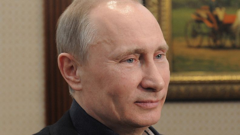 Putin kampanjatoimistollaan 4. maaliskuuta 2012.