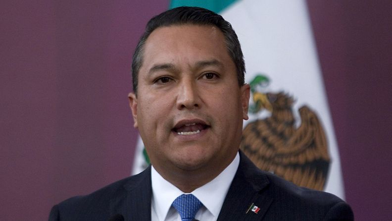 Meksikon sisäministeri Francisco Blake Mora kuoli helikopterin maahansyöksyssä. 