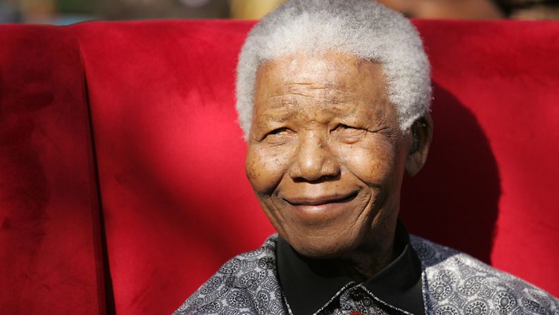 Kuvassa Mandela syntymäpäiväjuhlissaan vuonna 2005.