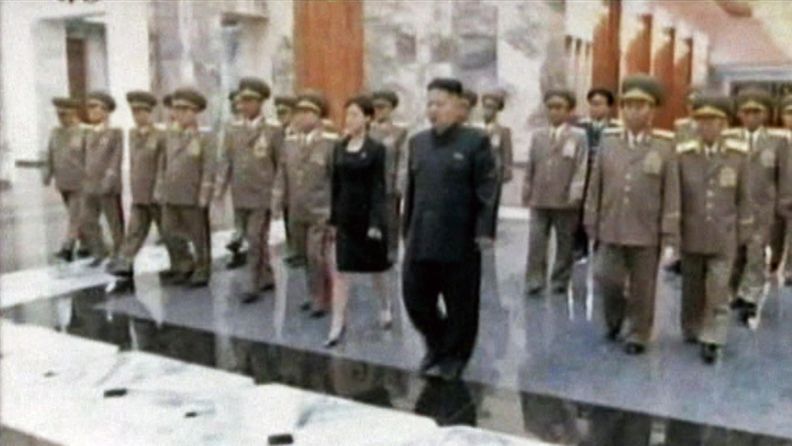Ruudunkaappaus Pohjois-Korean television uutiskuvasta. 