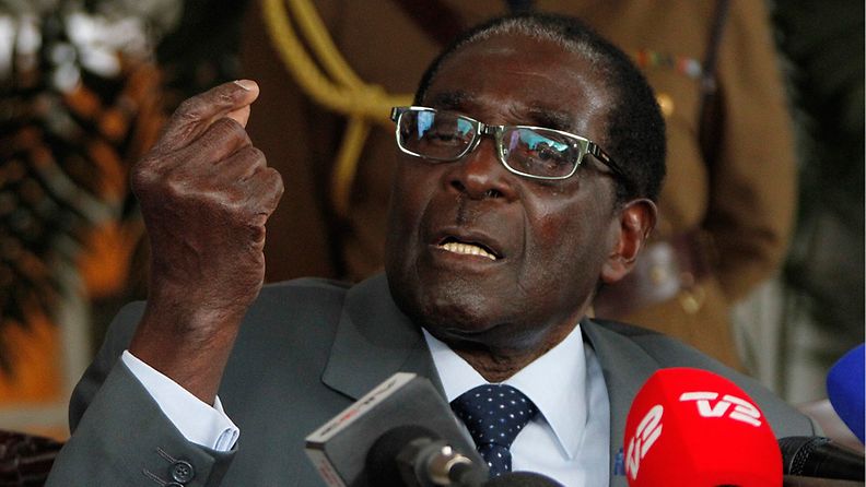 Zimbabwean President Robert Mugabe addresses a press conference at the Sate House in the capital Harare, Zimbabwe 30 July 2013. Mugabe said he is ready to relenquish power if he loses the elections. Presidential elections are scheduled for 31 July 2013 with Morgan Tsvangirai hoping to take power from president Robert Mugabe.
