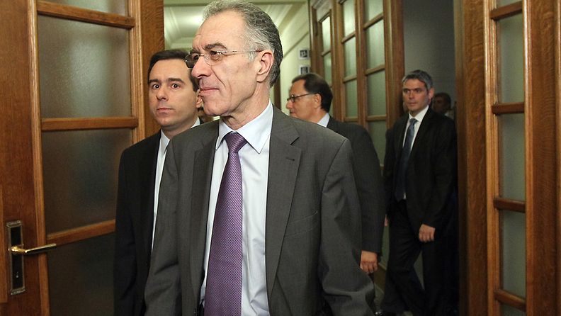 Vassilis Rapanos ei ota Kreikan valtiovarainministerin tehtäviä vastaan sairauden vuoksi.