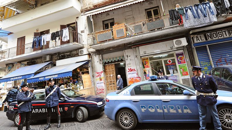 Poliisi takavarikoi Italiassa Polverinon mafiaperheelle kuuluneita varoja miljardin edestä. Kuvituskuva. (EPA)
